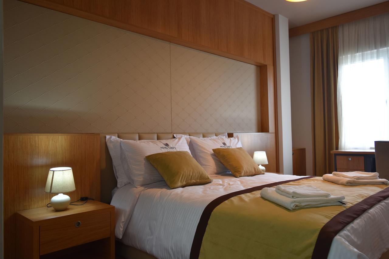 Hotel Liss 2 Lezhë Dış mekan fotoğraf