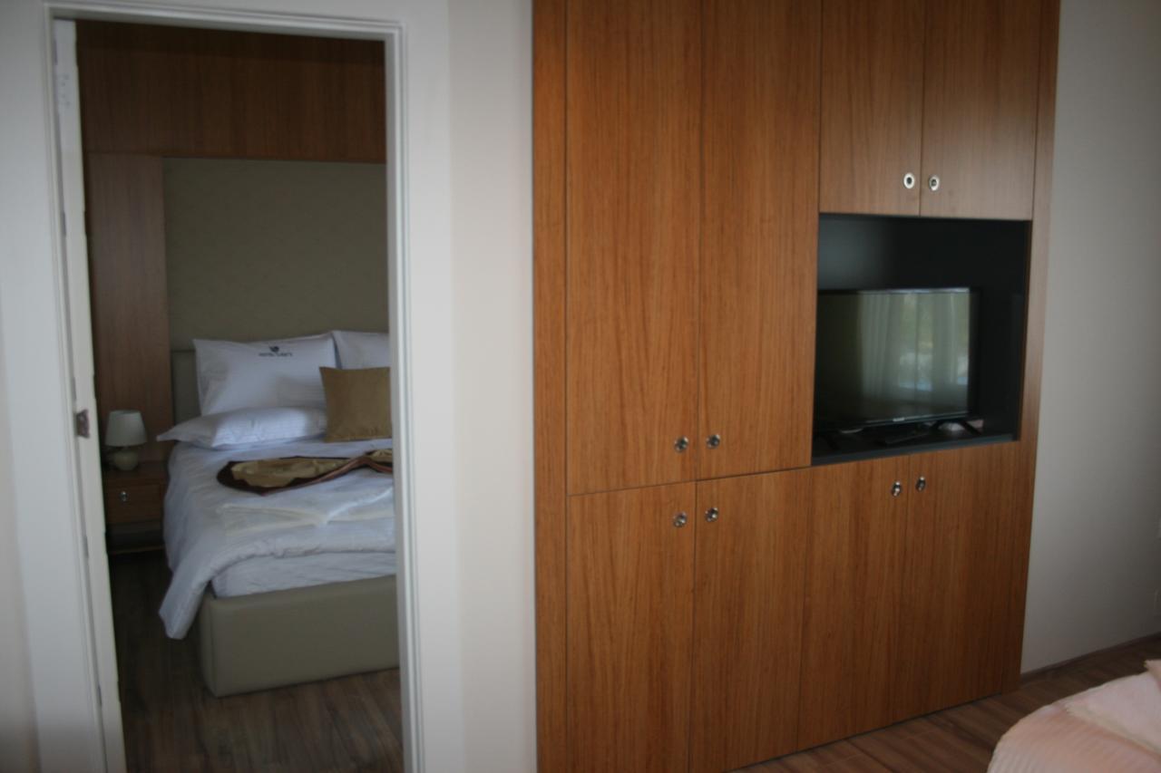 Hotel Liss 2 Lezhë Dış mekan fotoğraf