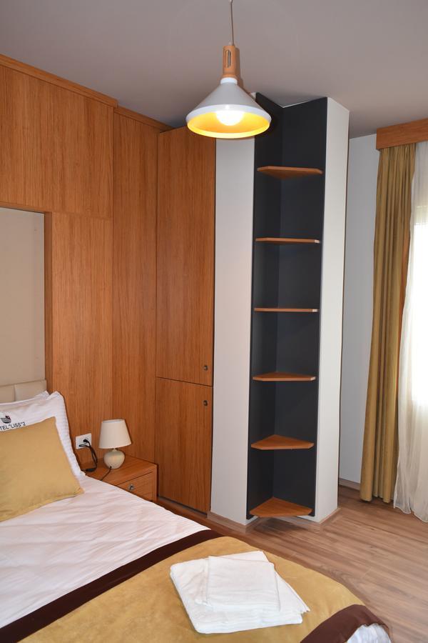 Hotel Liss 2 Lezhë Dış mekan fotoğraf